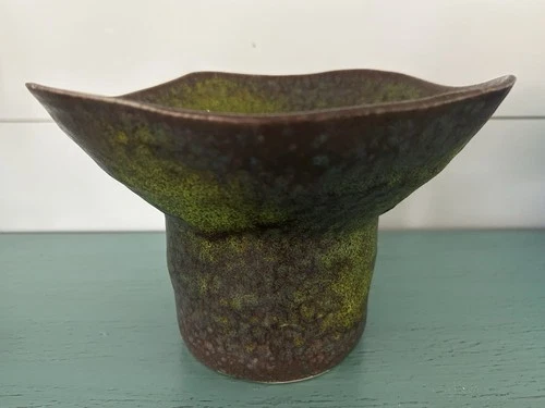 Vintage MCM Royal Haeger Art Pottery Lime Peal Vase Planter EXCELLENT!