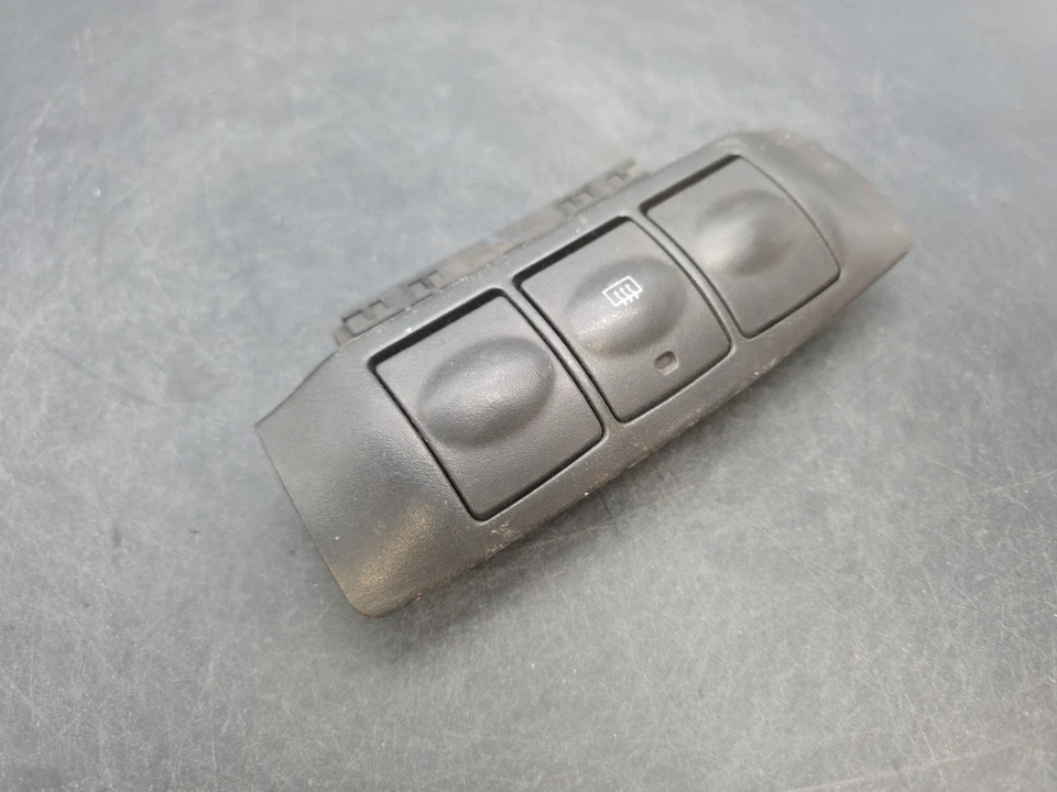 Interruptor de control de descongelación de ventana trasera Saturn S-Series SC SL SW 1996-1999 X30-130 Foto 2 de 4