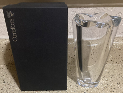 Orrefors Crystal Erika Lagerbielke Vase SWEDEN 6540021 STAR SHAPED SIGNED VENUS