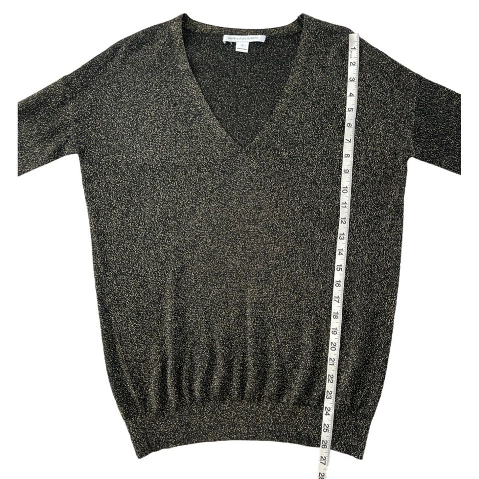 Diane von Furstenberg DVF Black Gold Metallic V-Neck Sweater Oversized Small - Image 4 of 4