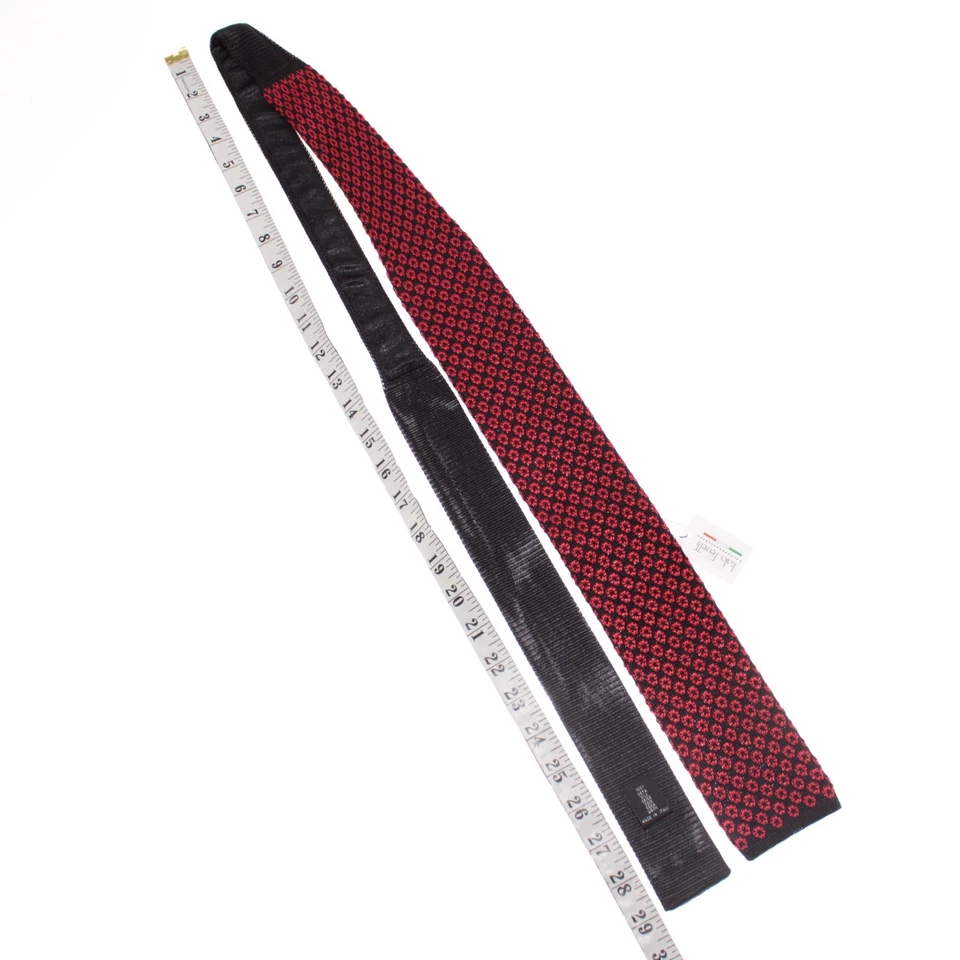 Corbata de punto Italo Ferretti nueva con etiquetas en rojo y negro 100 % seda hecha en Italia Foto 3 de 4