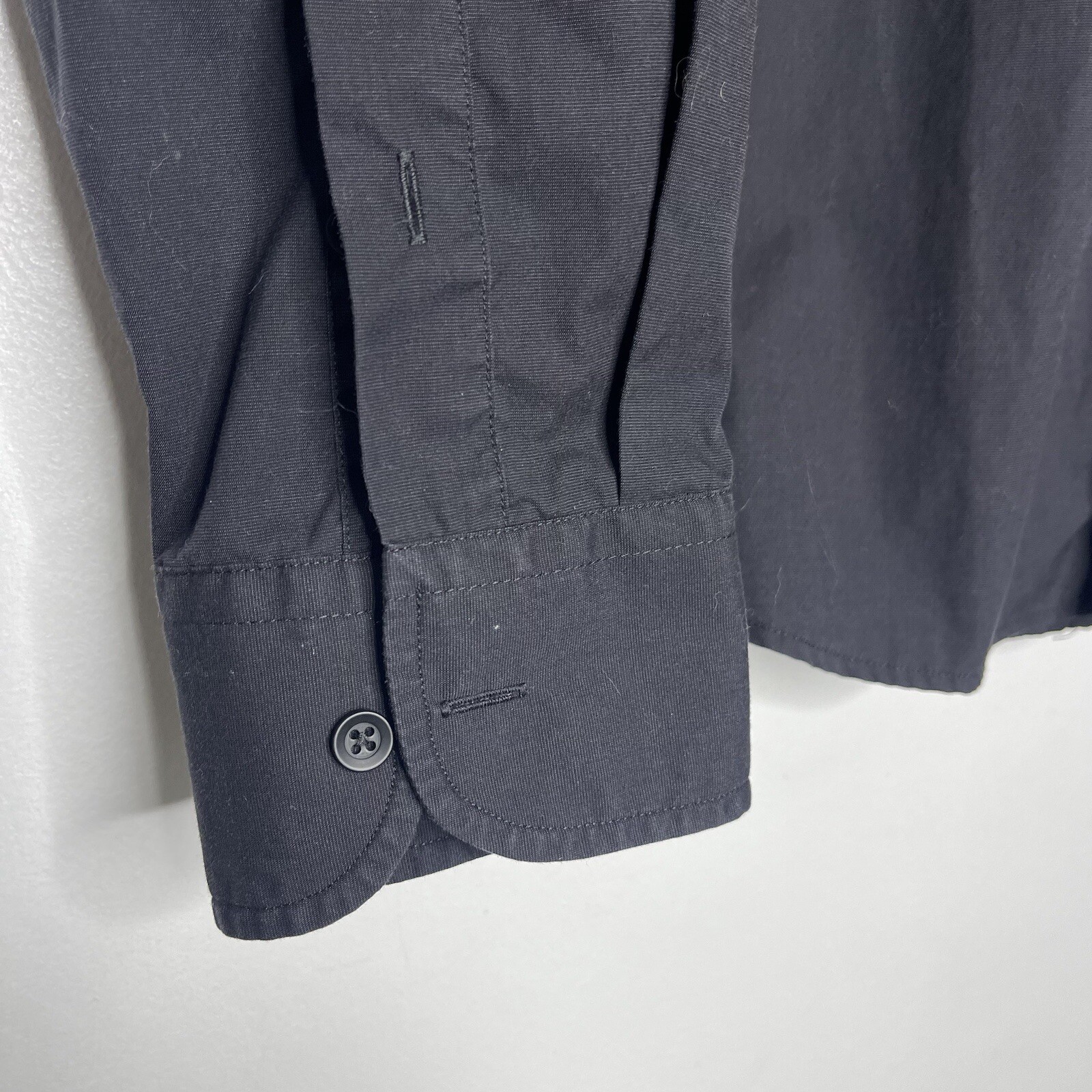 Untuckit Large Mens Black Solid Button Up Shirt L… - image 4