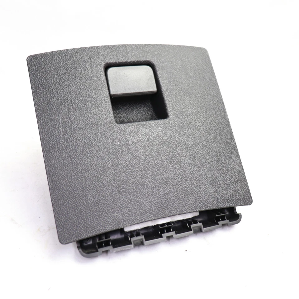 08 SATURN OUTLOOK Rear Console Cupholder Cup Holder Outlet 15948610 - Image 3 of 4