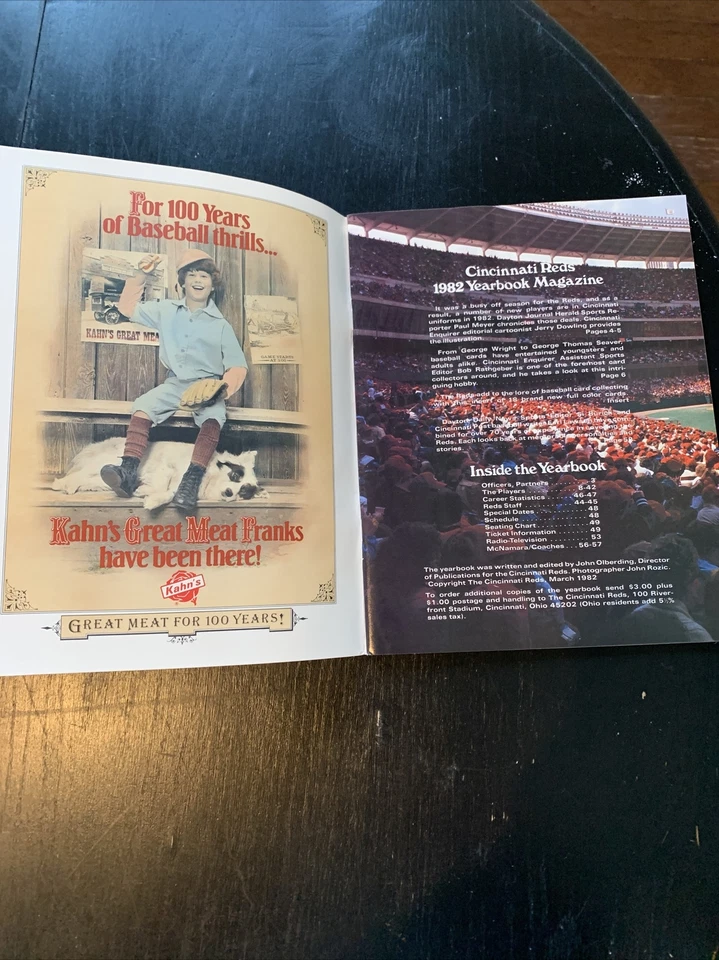 Cincinnati Reds 1982 Official MLB Baseball Vintage Yearbook Magazine MINT CARDS - Image 3 of 4