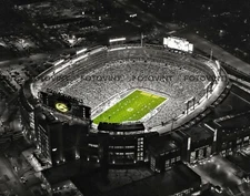 LAMBEAU FIELD Spotlight Photo Picture GREEN BAY PACKERS 8x10 11x14 16x20 (LF1)