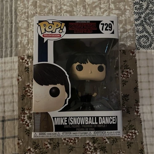 Funko Pop! Vinyl Stranger Things Mike (Snowball Dance) #729 Television Figure