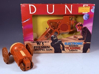 DUNE Fremen Tarpel Gun electronic sounds Lights 1984 LJN Toys NEW