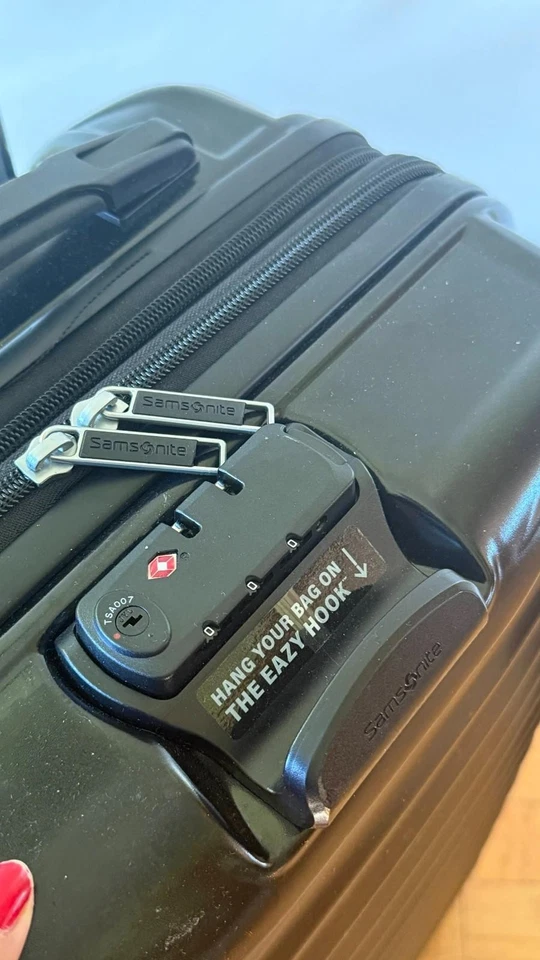 $480 SAMSONITE Spin Tech 5 Carry-On Spinner Luggage Black 20" - Image 4 of 4