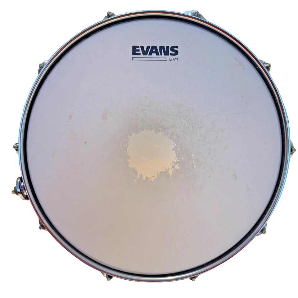 Tambor redoblante PDP Concept Maple 14" -en azul brillante a negro- con herrajes cromados Foto 2 de 4