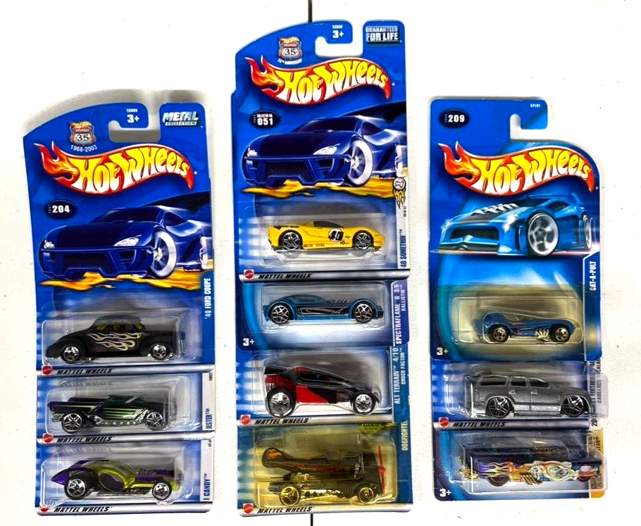 Hot Wheels Lot of 155 All 2002 & 2003 20 plus years old Unopened on