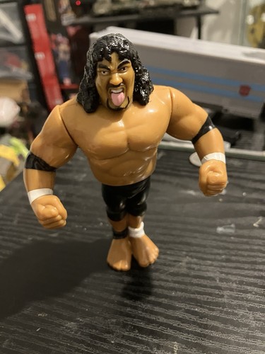 Samu The Headshrinker WWF Hasbro Action Figure Toy...