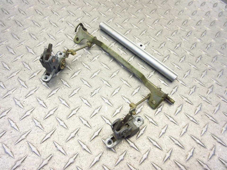 93-06 Kawasaki ZG1000 1998 Concours ajuste asiento ajuste soporte lote Foto 3 de 4