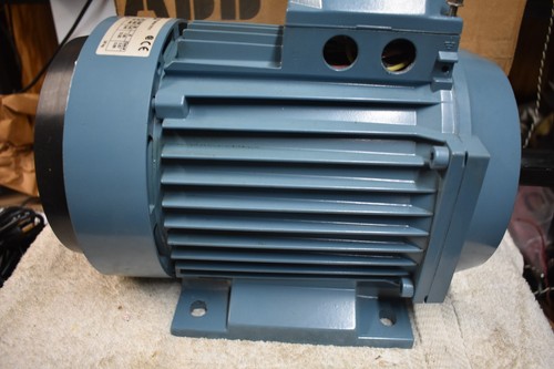 ABB 4M10C04AX20904 Electric Motor M3AA 100 LC-4 M2000 380-415Y 200-240V 5.40 HP - Picture 8 of 16