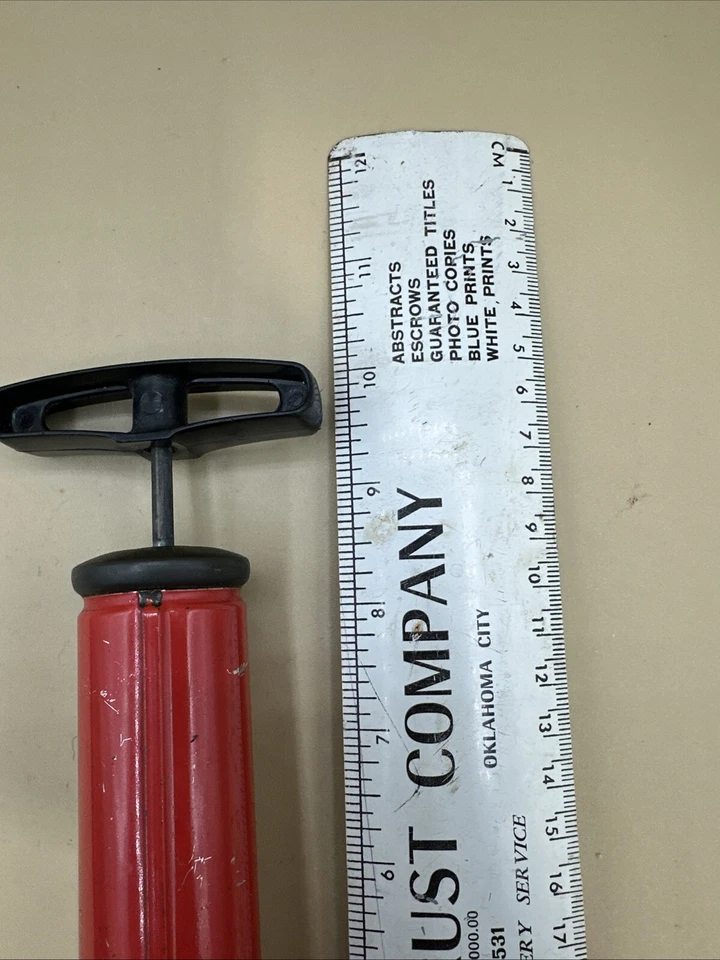 Bomba de aire manual Wilson vintage hecha en EE. UU. Foto 4 de 4