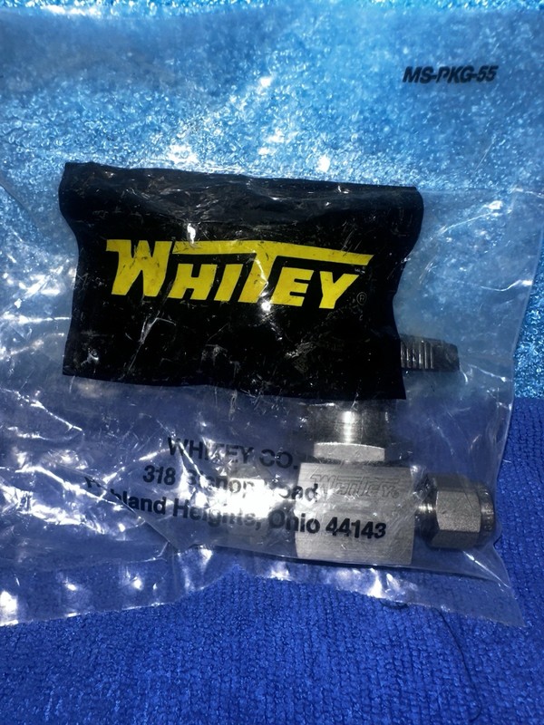 Swagelok SS-43S4 stainless steel ball valve NEW in Original Sealed bag