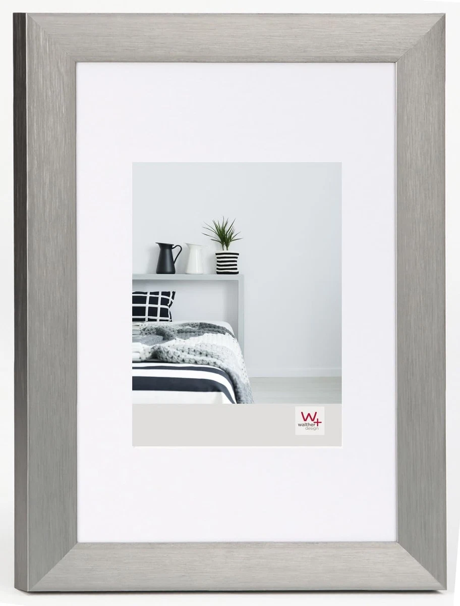 Walther Aluline Fotorahmen 30x40 cm mit Passepartout