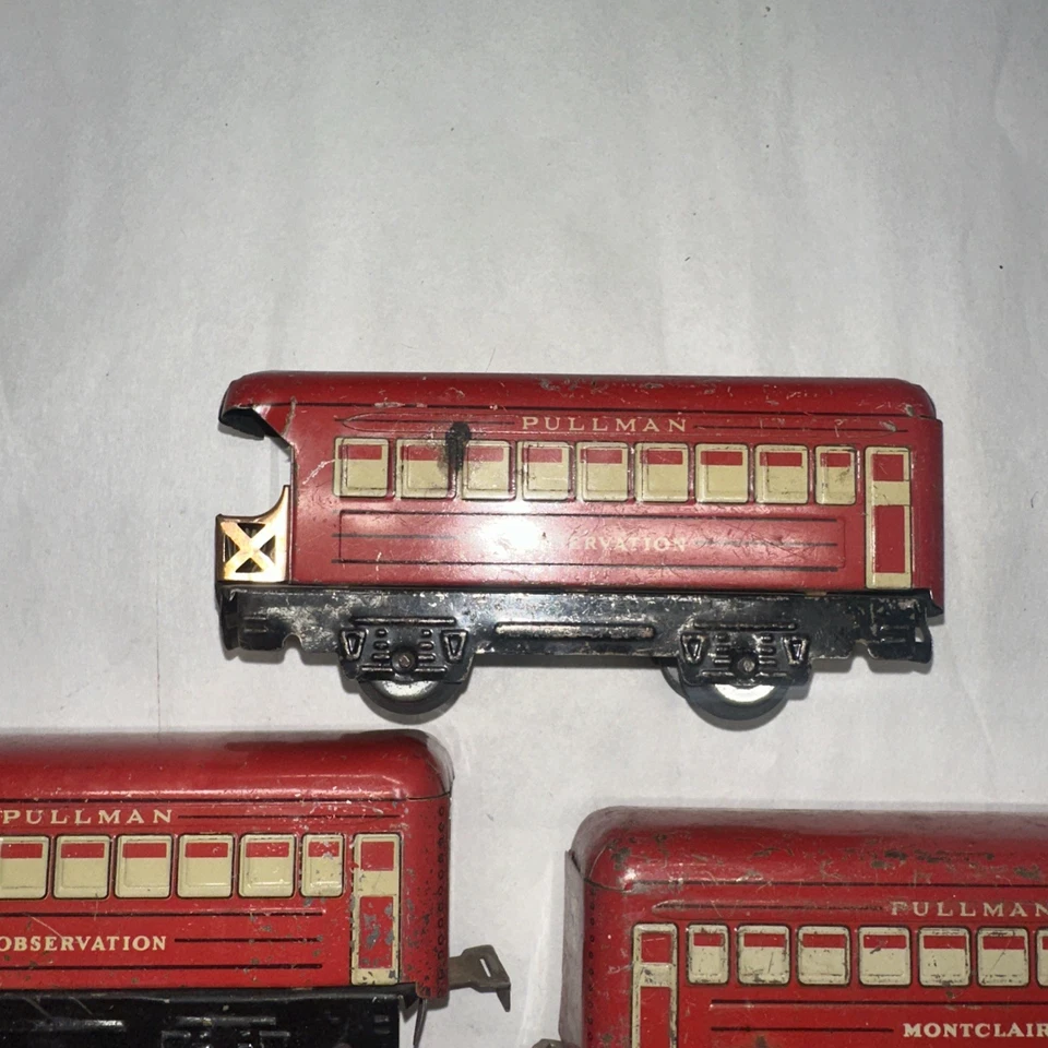 Marx Pre-War Passenger Lot of 7 W/ Tabbed Couplers 4 Wheel Silver Frame - Image 4 of 4