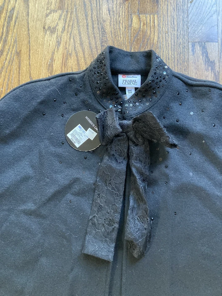 Nuevo con etiquetas Neiman Marcus Prabal Gurung Mujer Capa Negra Lentejuelas Lazo Lana Talla Única Foto 2 de 4