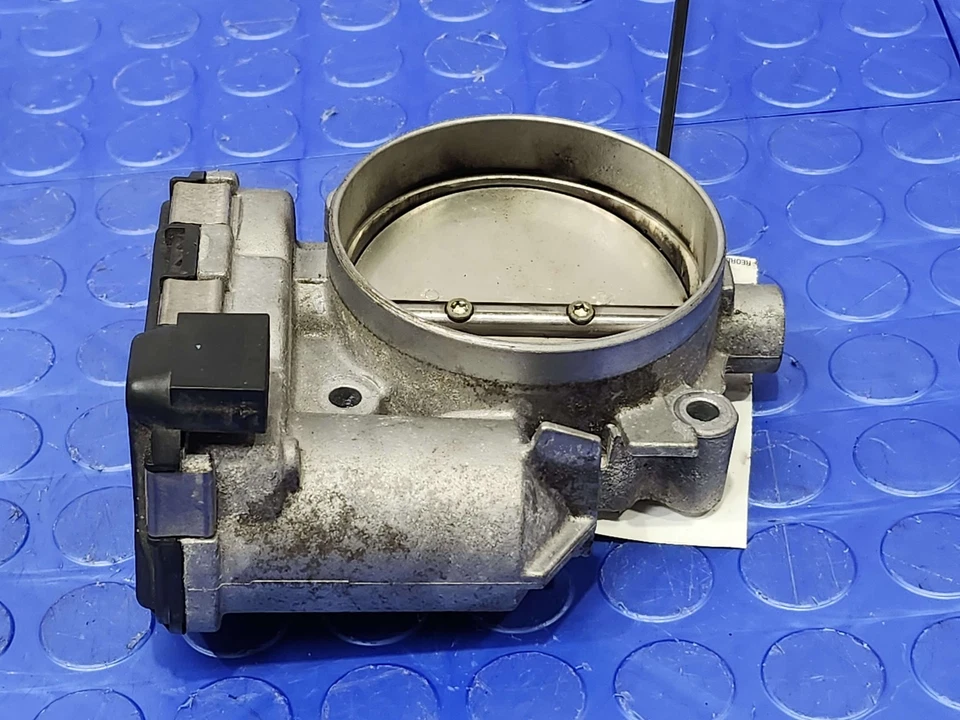 Conjunto de carrocería de acelerador 12-15 Mercedes Benz ML63 5,5 L genuino OEM 2781410025 Foto 4 de 4