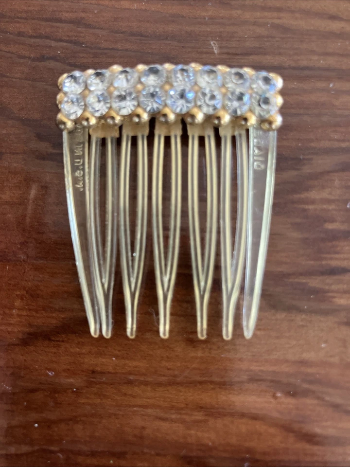 Vintage Plastic Clear Crystal Rhinestones Bridal Hair Comb - Image 3 of 4