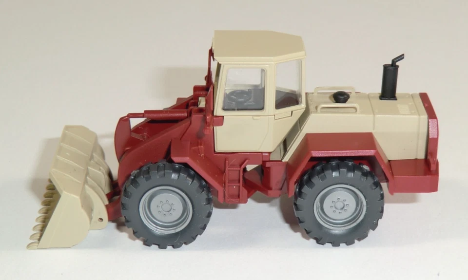 Wiking - Liebherr 531 Radlader, cremebeige/rubinrot, 1:87 #25-SV1295/K27 - Bild 4 von 4