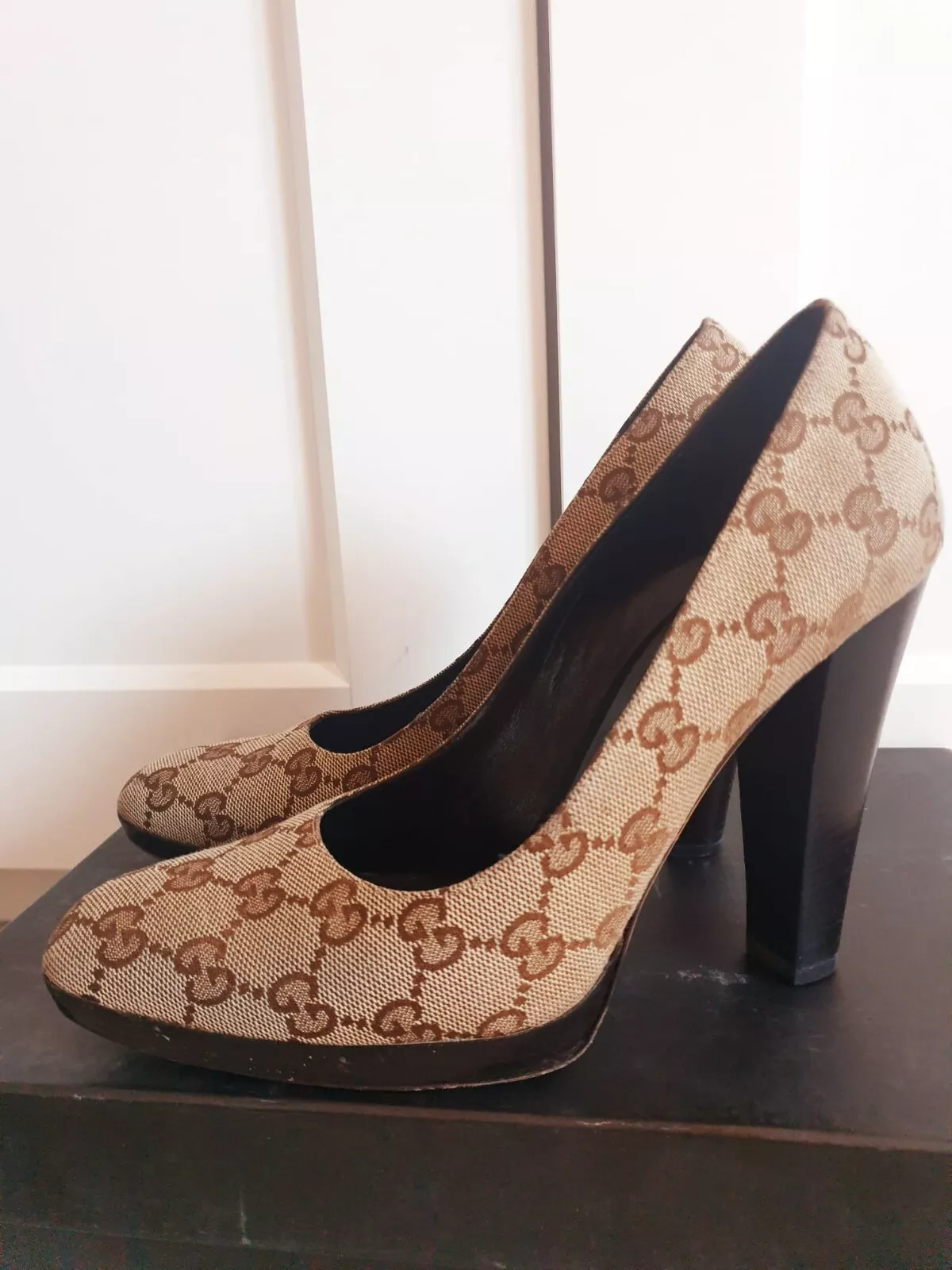 Chaussures de cour à talons hauts Gucci Marmont GG tissu beige UK 4,5 / EU 37,5 (convient à EU 38)