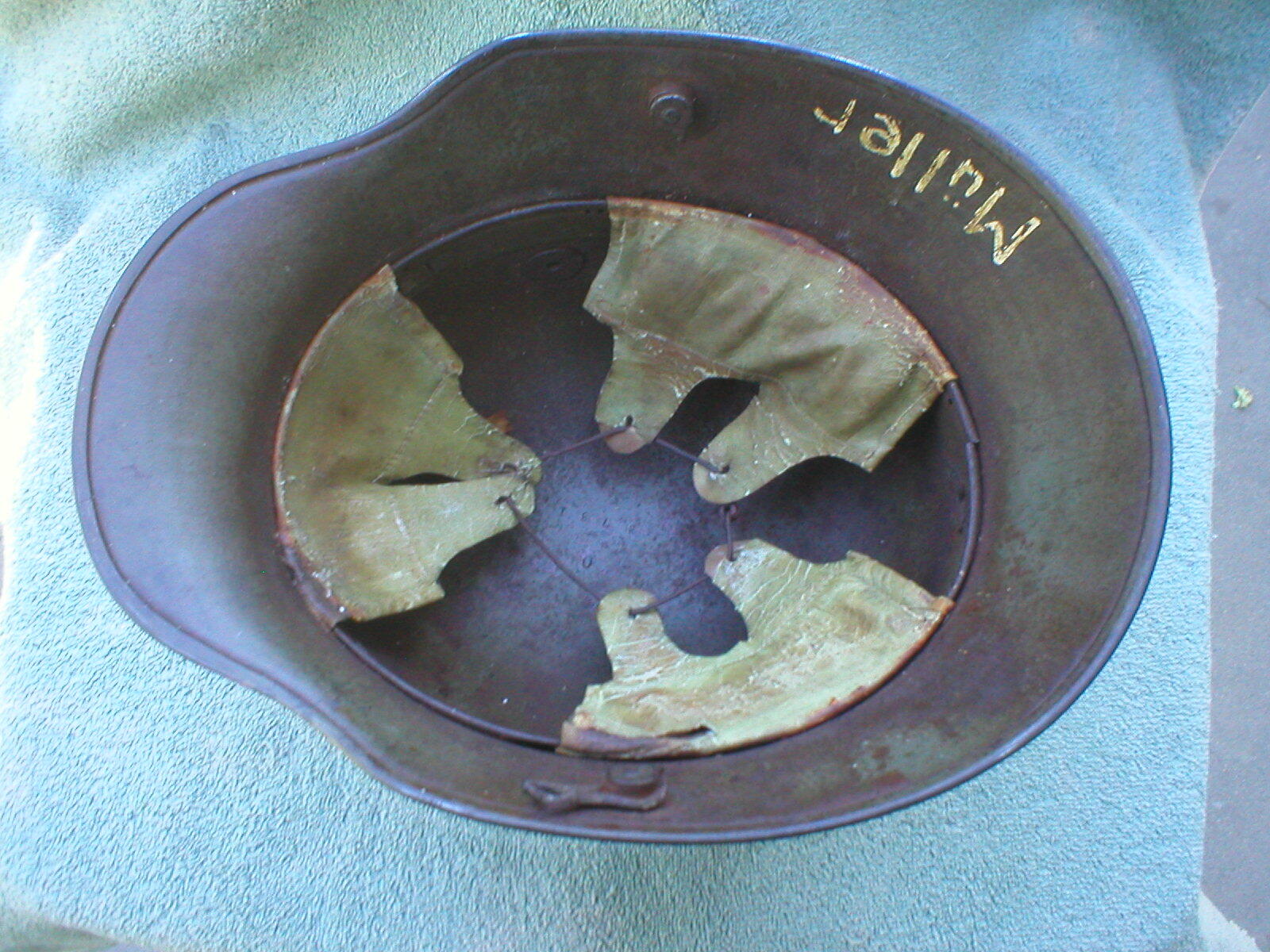 WW1 GERMAN M17 CAMOUFLAGE STEEL HELMET, ORIGINAL LINER, SI 66, NAMED, 1 PILLOW eBay