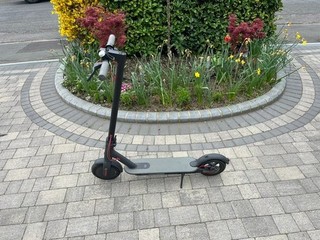 Xiaomi Mi M365 Folding Adult Electric Scooter