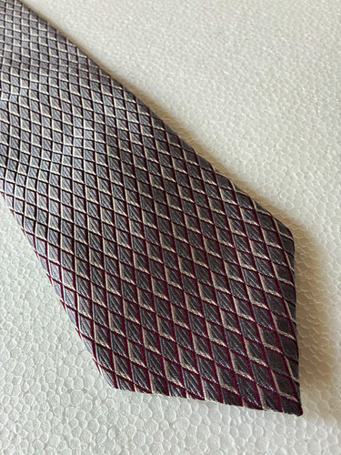 Geoffrey Beene Men's 100% Silk Woven Geometric Tie Lavender/Silver Burgundy