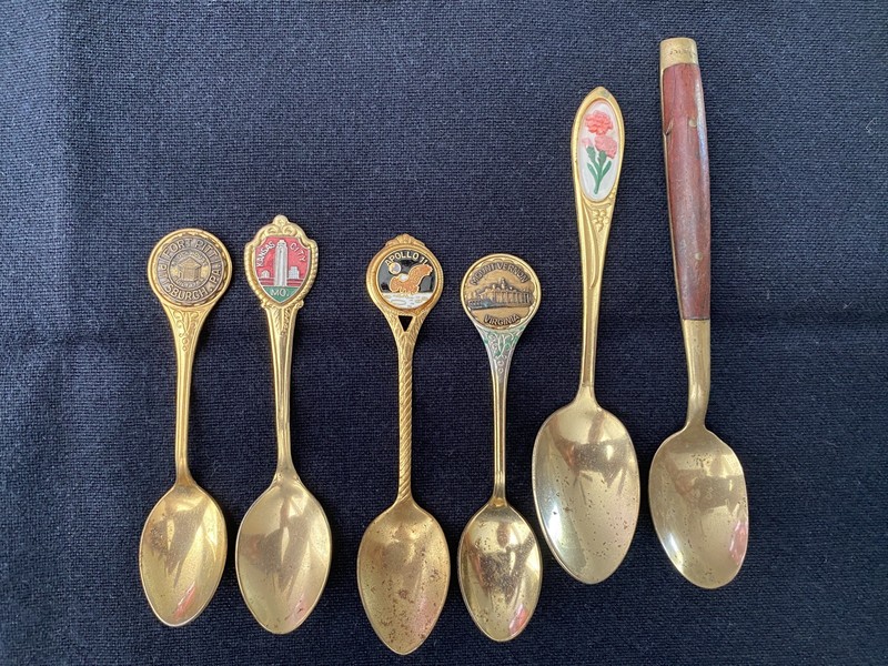 Lot of 6 Vintage Gold Souvenir Collector Spoons Ft. Pitt Apollo 11 Mt. Vernon MO