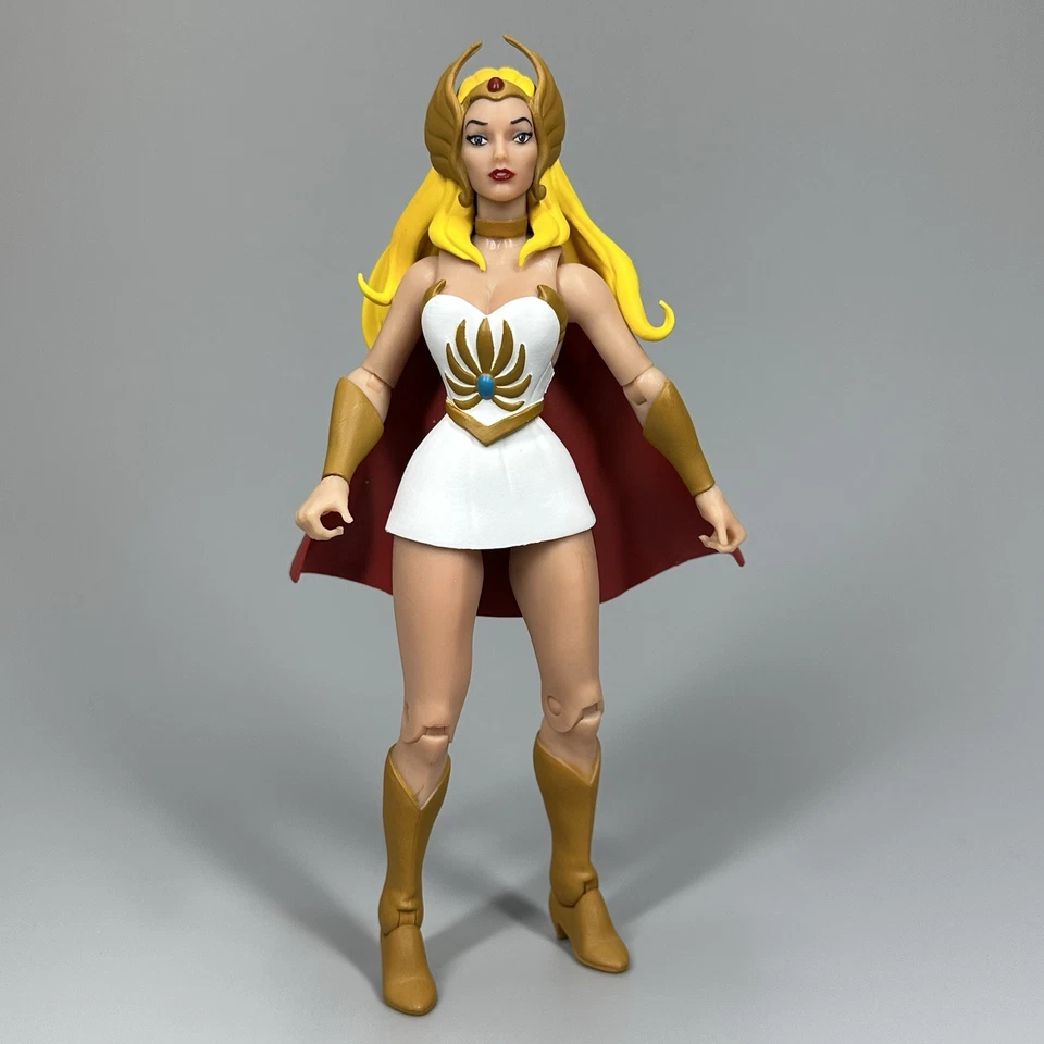 Masters of The Universe She-Ra Super7 Club Grayskull Filmation 7" Action Figure - Image 4 of 4