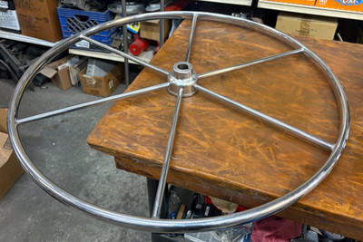 EDSON SAILWHEEL 30'' 6 SPOKE S/S 1'' STRAIGHT SHAFT KEYED HUB DEPTH 2 1/2''