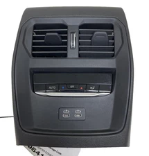 2019-2024 BMW 330XI REAR HVAC CENTER CONSOLE CLIMATE CONTROL & CHARGING PORTS