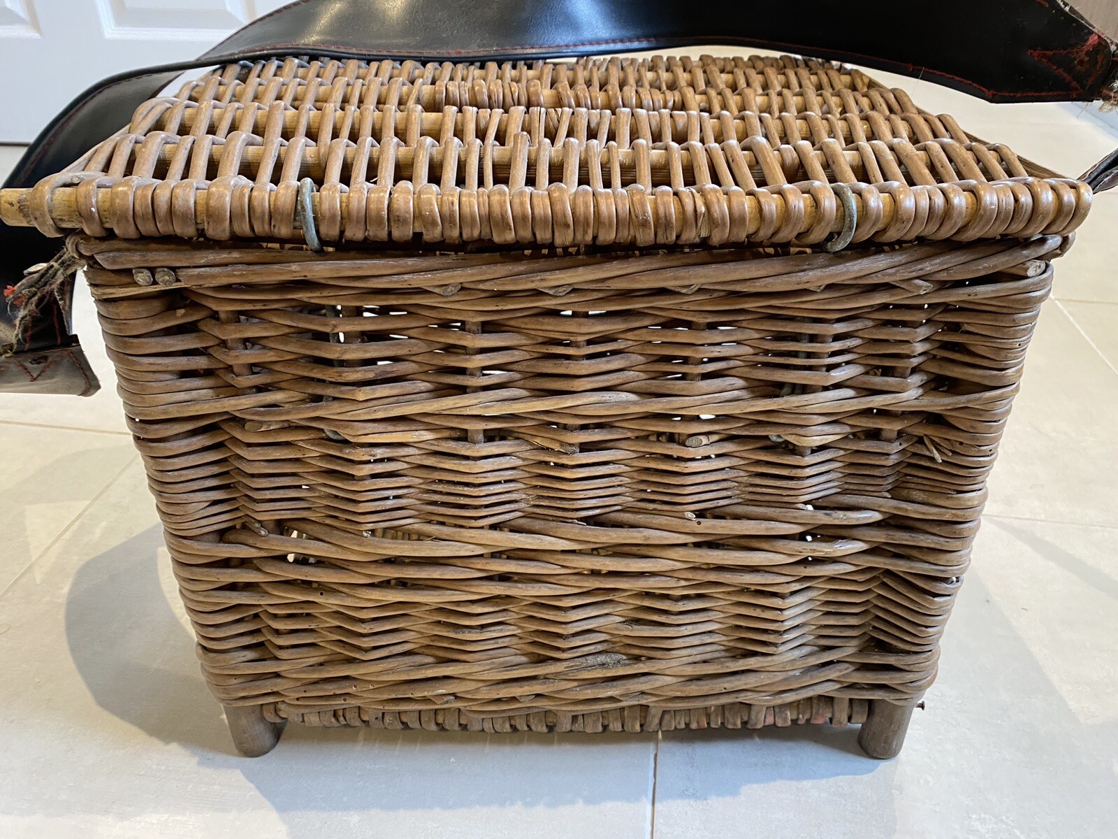Beautiful Little Vintage Wicker Fishing Basket. eBay