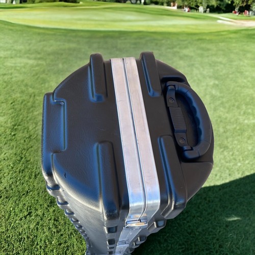 SKB Standard Golf Bag and Clubs Hard Shell Rolling Travel Case Airplane - Picture 7 of 19