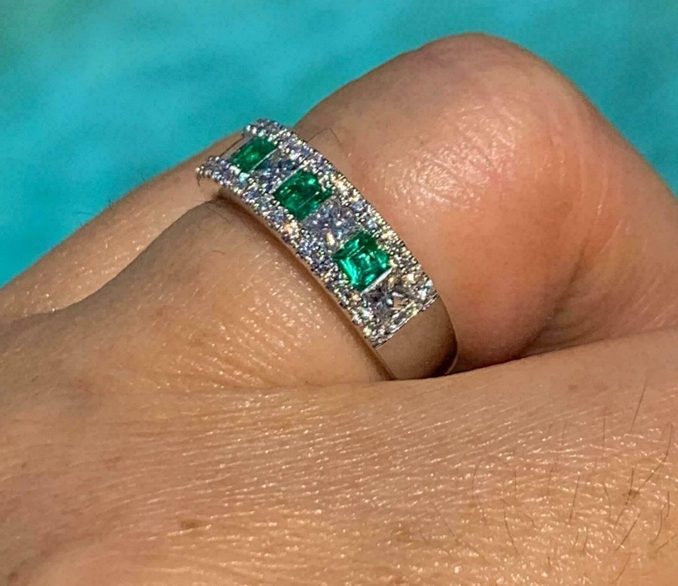 2.0 Ct Natural Emerald Diamond Anniversary Proposal Ring 14K Solid White Gold. - Image 3 of 4