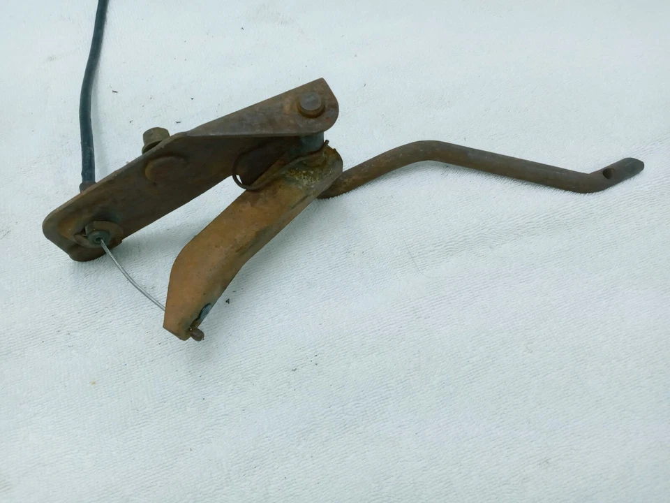 MOPAR 68-72 A-BODY 1972 Dodge Dart Duster Demon Gas Pedal Assembly - Изображение 4 из 4