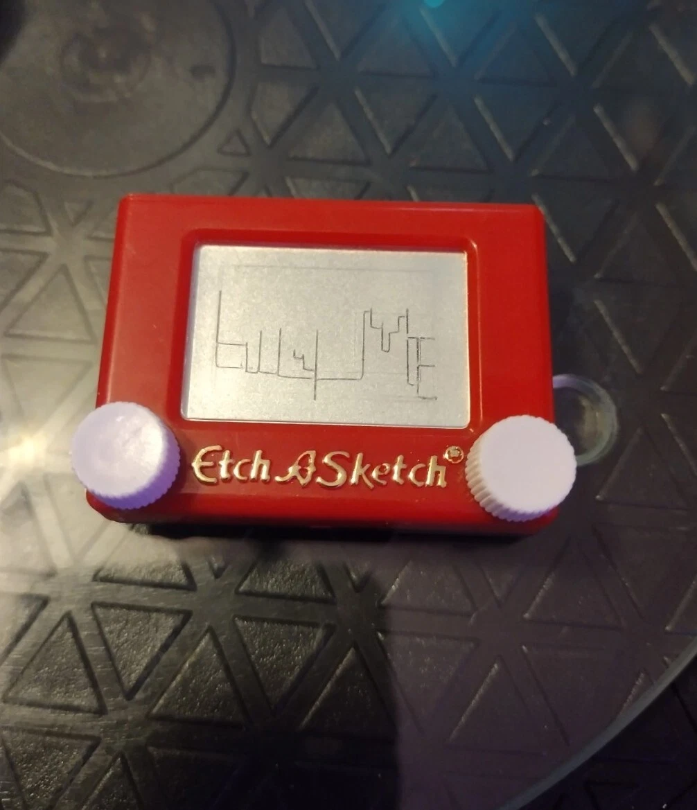 WORLDS SMALLEST ETCH A SKETCH - THE TOY STORE