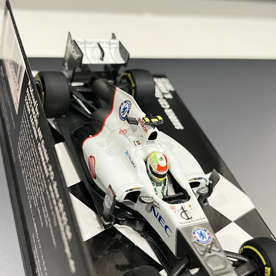 MINICHAMPS 1/43 Sauber C31-Ferrari Sergio Perez 2012 NEC #15 Checo 410120015 - Image 4 of 4