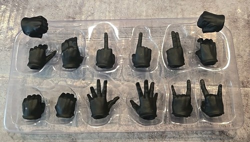 Mezco One:12 Biker Gomez 14x Gloved Hands Rumble Society 1/12 Action Figure