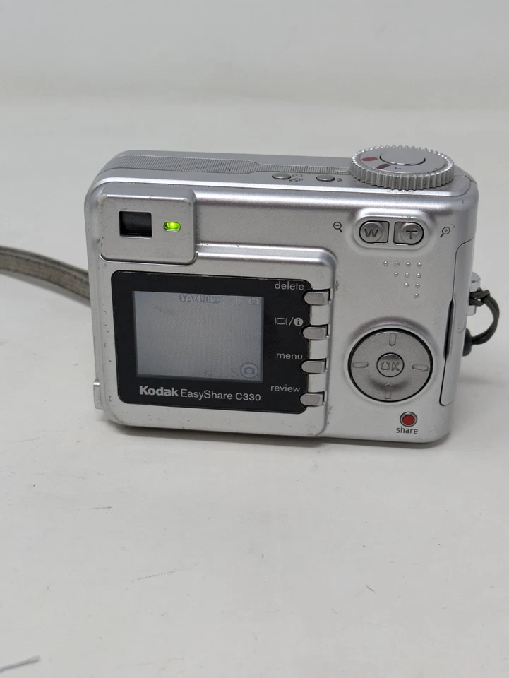 Kodak EasyShare C330 Digital Camera 4.0MP, 3X Zoom, Silver - Image 2 of 4