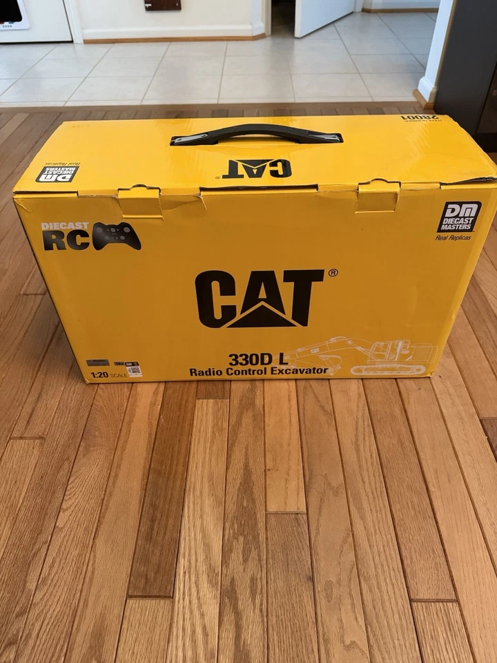 💥DieCast Masters 1:20 Caterpillar 330D L Diecast RC Excavator Item 280001💥 - Image 2 of 4