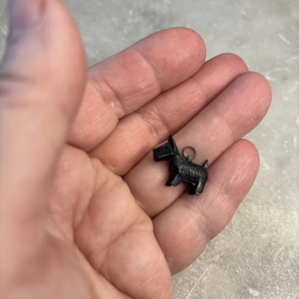 Vintage 1930s Mini DOG CHARMS 3- Terriers And 1- Bull Dog - Image 2 of 4