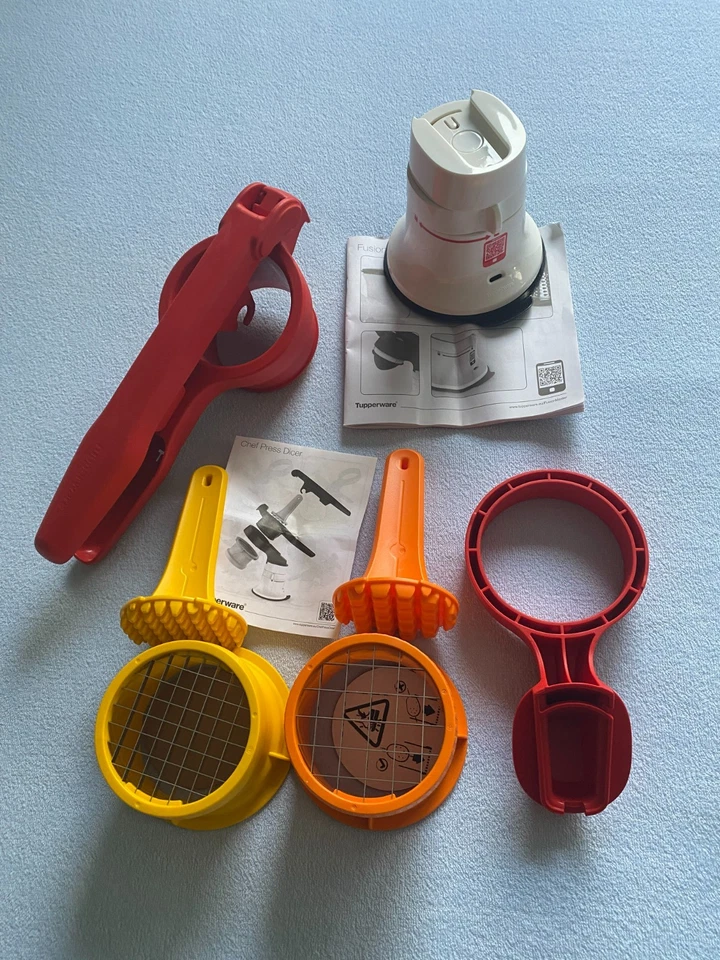 TUPPERWARE Pommes-Schneider Chef Universalschneider klein + groß mit Standfuß 27 - Bild 2 von 4