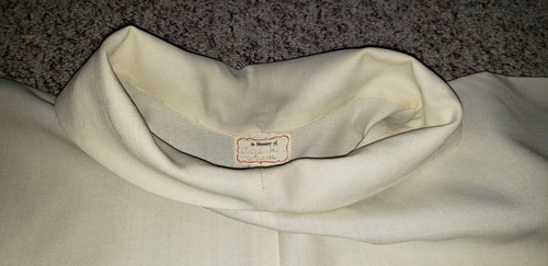 PRIEST CLERGY OFFICIANT CHASUBLE VESTMENT CREAMY WHITE UNADORNED COWL NECK L-XL - Picture 4 of 6