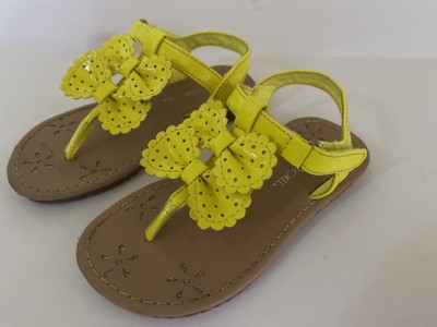 yellow sandals size 9