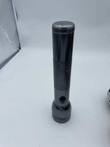 Husky Flashlight 1000 LED Gray Lumen High Power Unbreakable Aluminum Heavy Duty - Picture 2 of 9