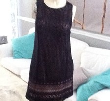 ANN TAYLOR - WOMEN'S LACE BLACK SLEEVELESS DRESS SIZE- 6