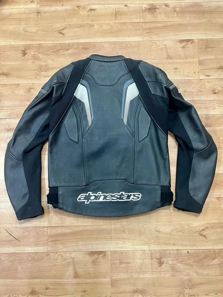 Alpinestars Riding Leather Jacket For Mens Size 52 - Image 2 of 4