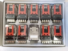 LOT OF 10  GENUINE  OMRON RELAY # MY4-AC110-120 / MY4-AC110-120 (S)
